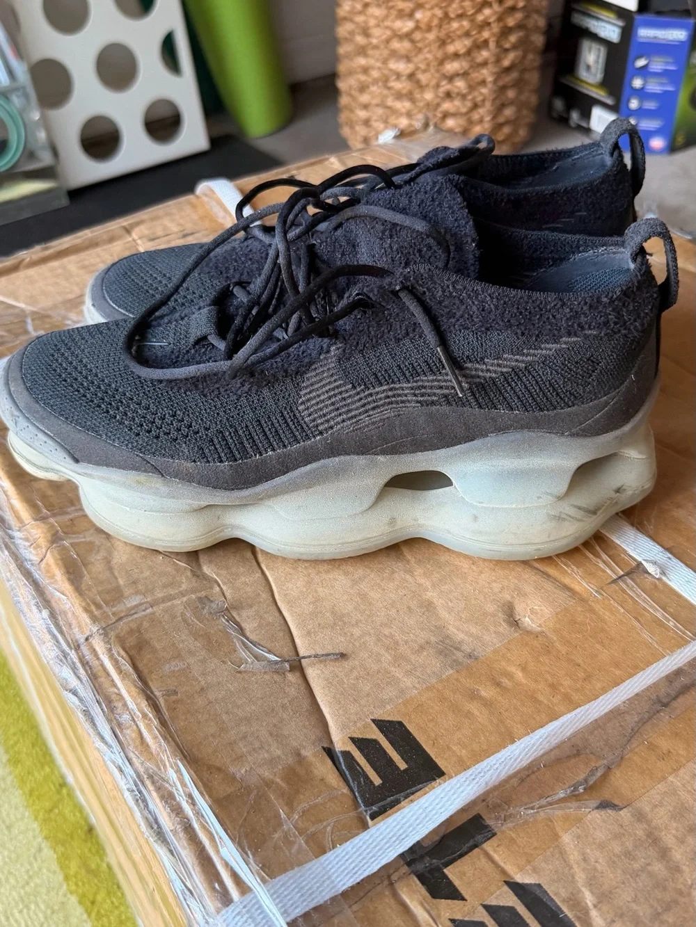 Nike breathable black